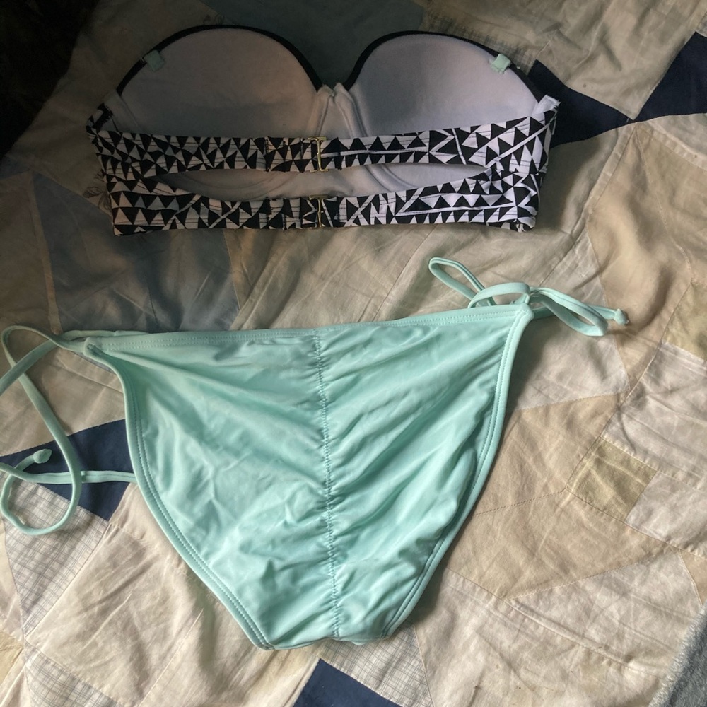 Bathing suit - Picture 2 of 2